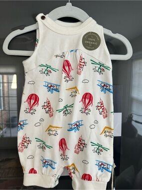 NWT finn + emma Organic Cotton Cream Romper Cute Flying Pigs